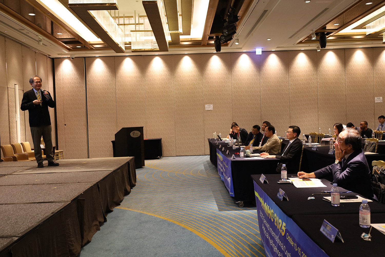 Dr. Shih-Ann Chen, Honorary Superintendent of Taichung Veterans General Hospital, talks about AI applications in medicine.